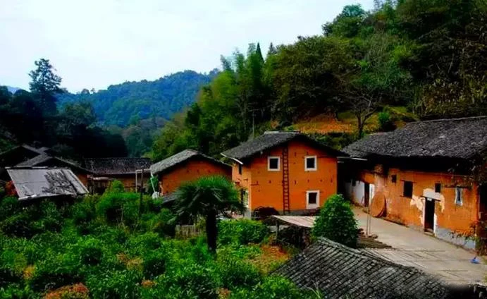 婺源九阄村:最原始的土楼村寨